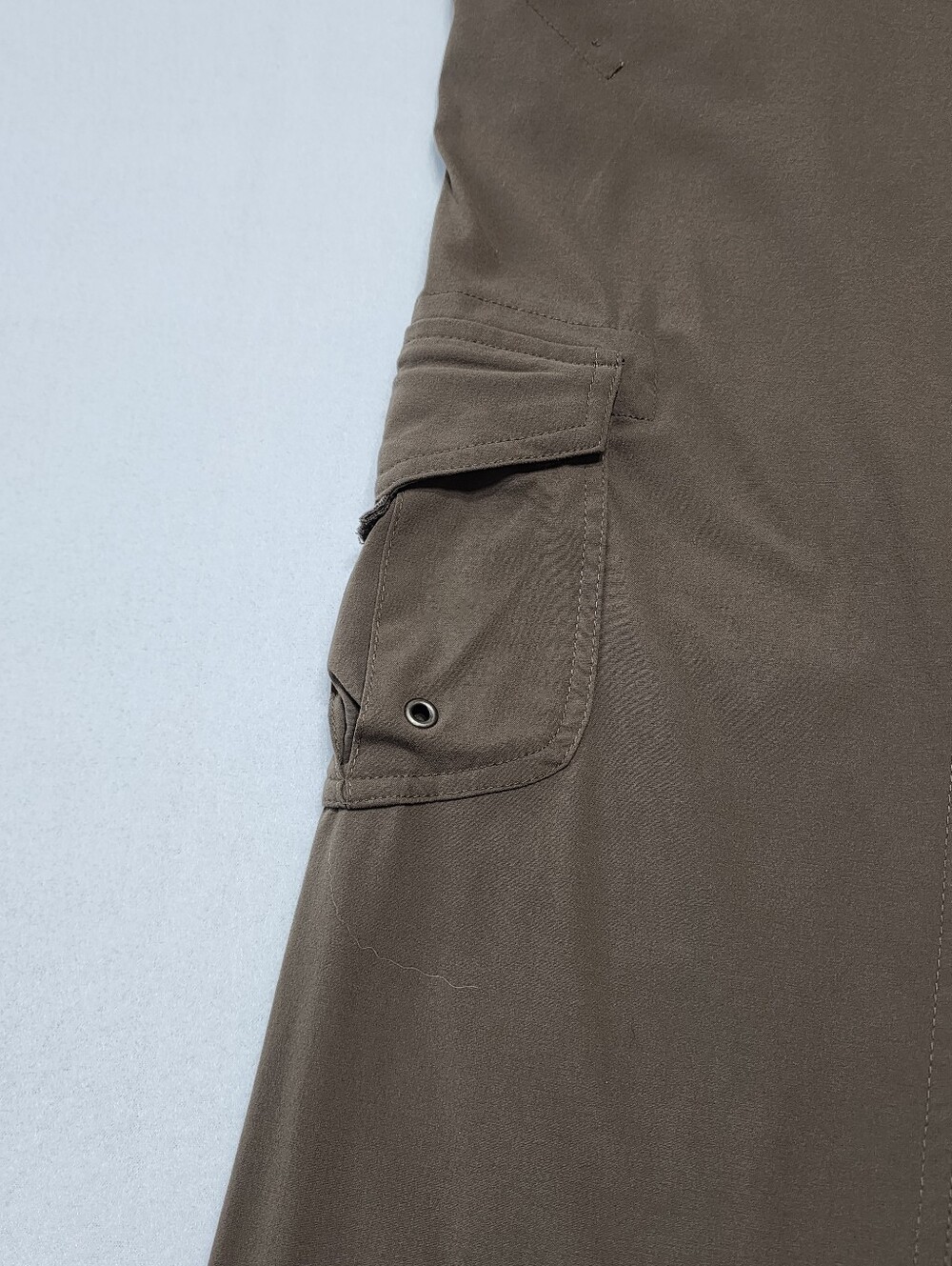 Columbia Omni Shield Hiking Cargo Pants Women’s 4 Brown Outdoor Trail - Picture 6 of 14